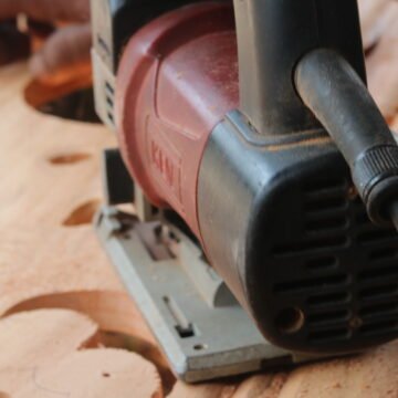 Creative jigsaw Smooth cuts Sharp design